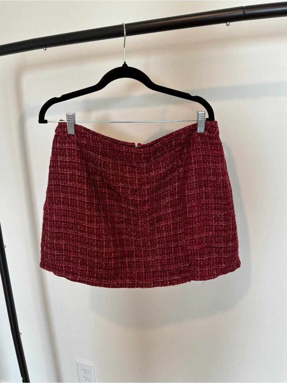 Francesca's Collections Burgundy Tweed Mini Skirt